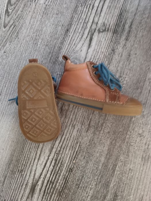 Trampki Lasocki rozmiar 21 za kostkę