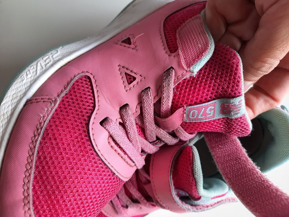 Buty adidasy New Balance r. 33