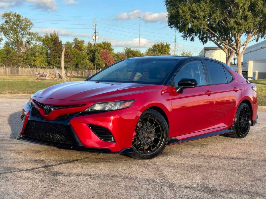 Toyota Camry TRD      2020