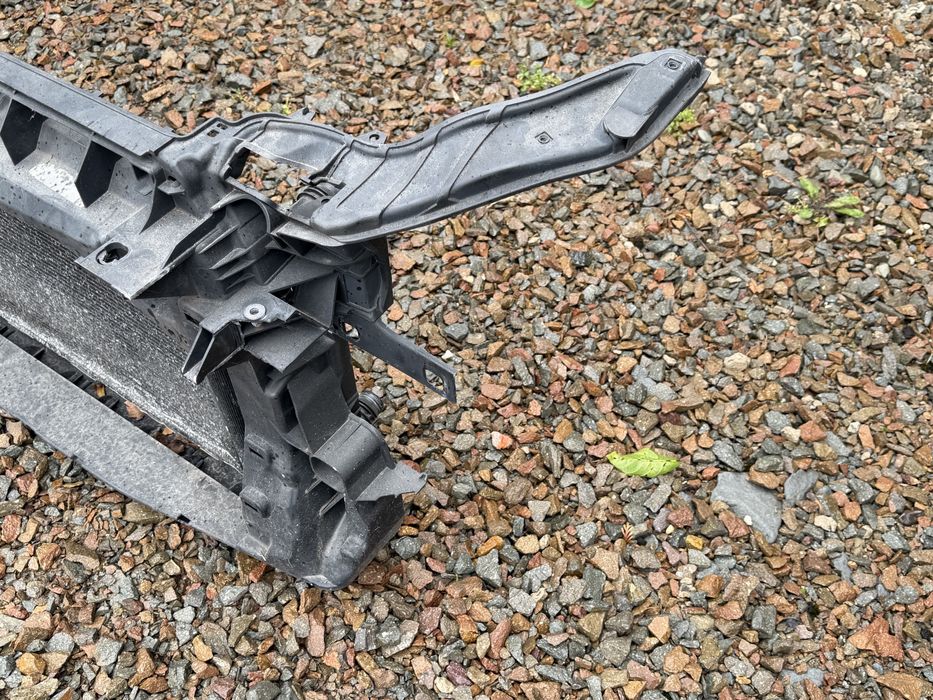 Pas przedni audi a3 8v 8v0805588a