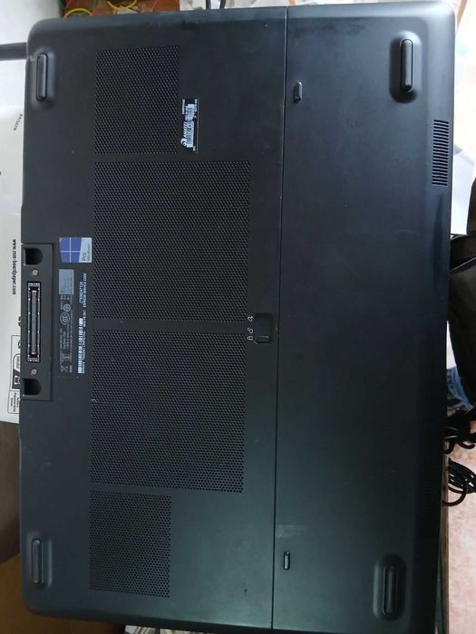 Ноутбук Dell Precision 7720 17,3" i5-7300HQ/16GB/1Tb + 256GB/M1200 4GB