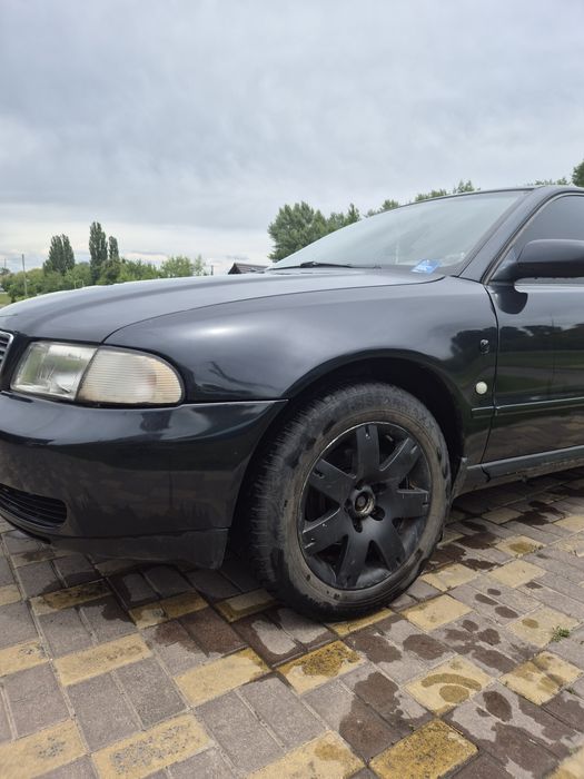 Ауді AUDI A4 B5 1.9 tdi