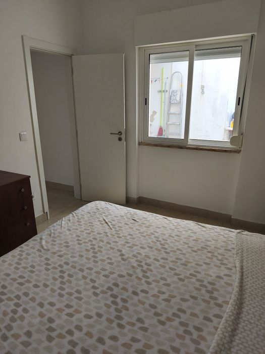 T1 + 1 a 50metros comboio