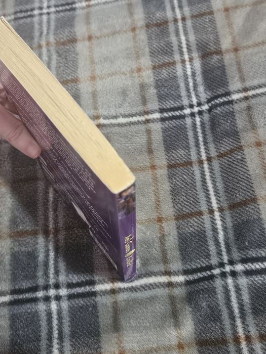Koralina książka neil gaiman książki
