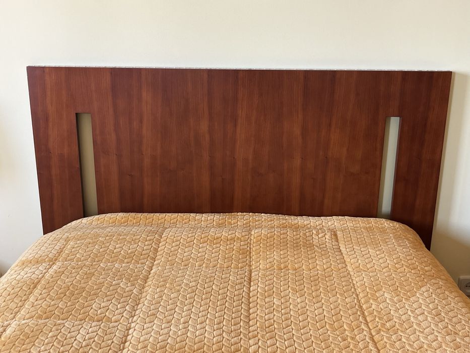 Conjunto de Quarto: Cama + Colchão + Cómoda