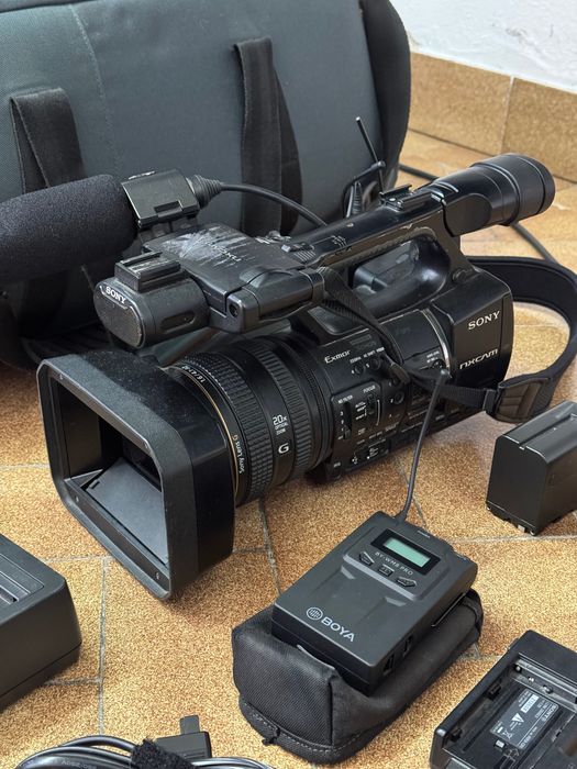 Câmera Sony HXR-NX5E + Acessórios