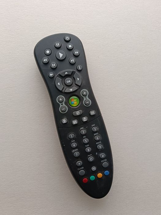 Pilot multimedialny Microsoft Działa na podczerwień, zasięg 8m