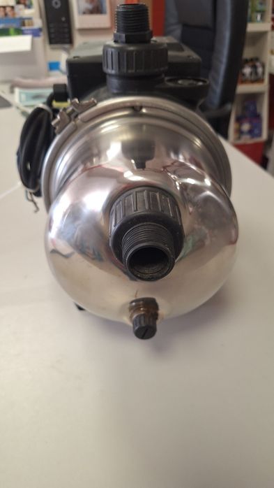 Bomba hidrocompressora compacta Grundfos