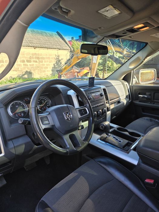 Dodge Ram 1500 5.7 hemi
