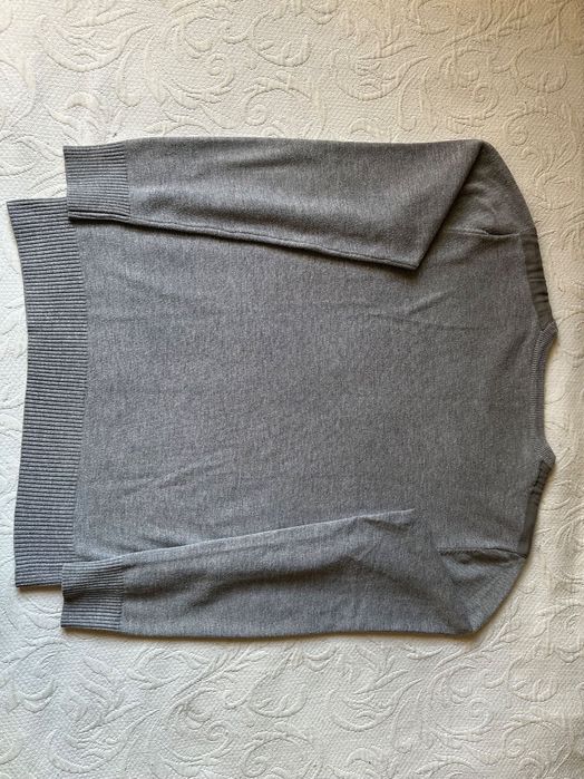 Camisola cinzenta