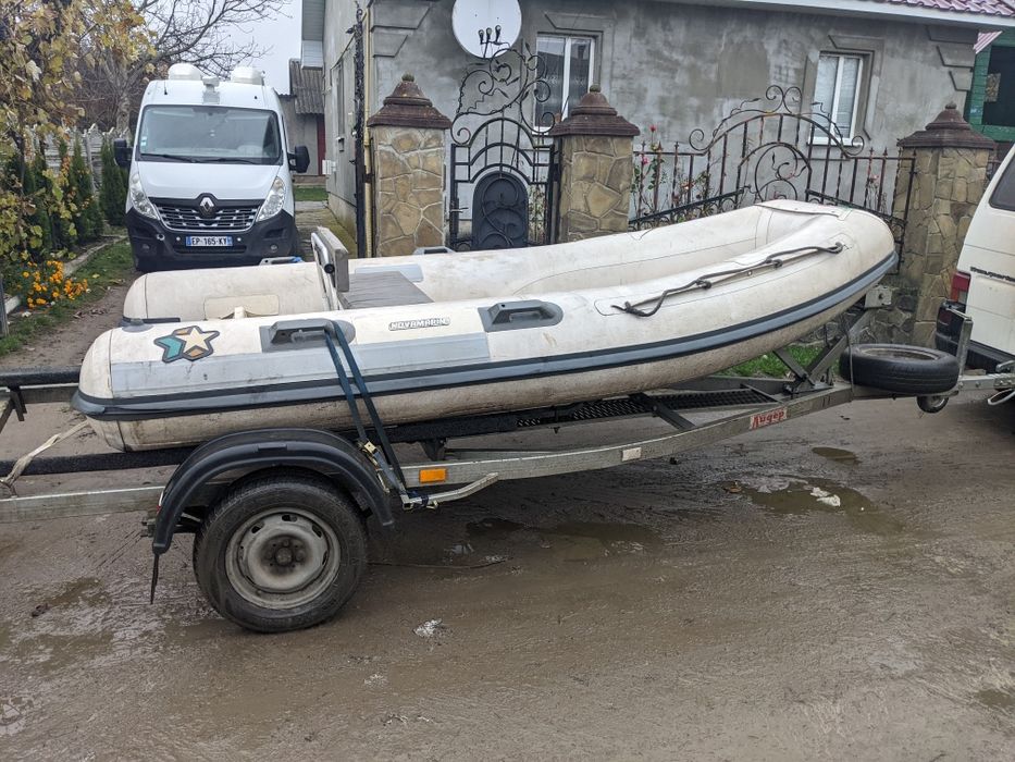 Лодка 360 з пластиковим дном надувна ,під мотор максимум 35