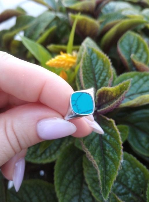 Срібна каблучка з натур. каменем, розмір 17