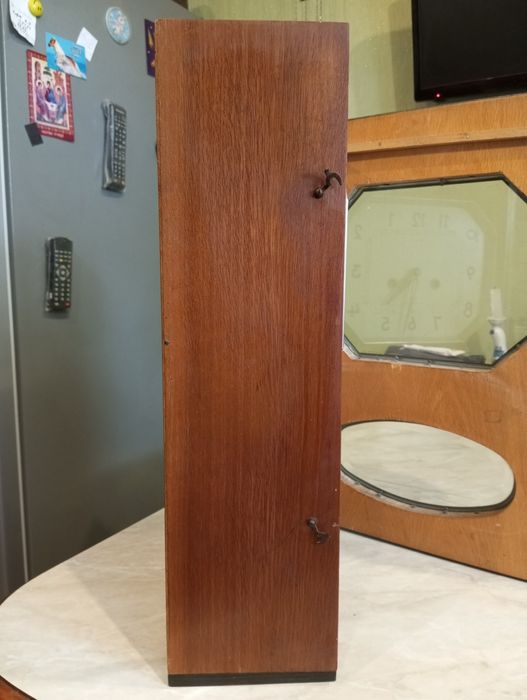 Вінтажний Годинник Янтарь СРСР, настінний,. Стан відмінний.вживане.