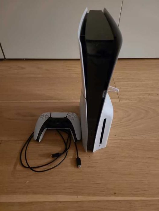 Playstation 5 SLIM 1tb sprawna z gwarancją w dobrej cenie ;D