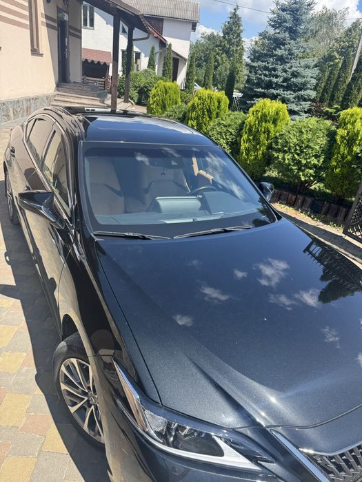 Lexus ES 200, перший власник 2021 рік