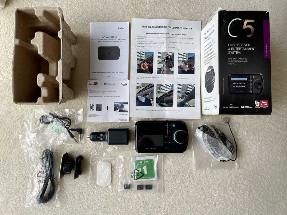 Tiny Audio C5 DAB+FM Transmiter Bluetooth AUX Zestaw głośnomówiący