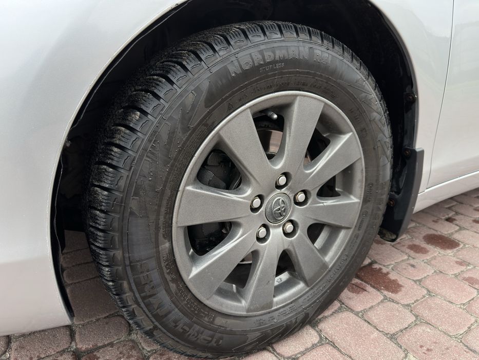 Toyota Camry 40 2008г 3.5 бенз/газ.