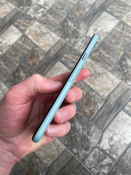 Флагман Google Pixel 5 8/128 GB e-SIM гарний стан гарантія