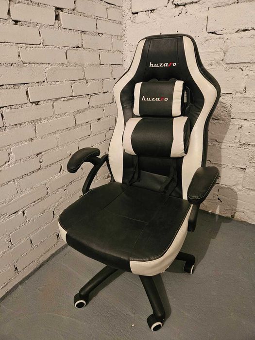 Fotel Gamingowy HUZARO Force 4.2