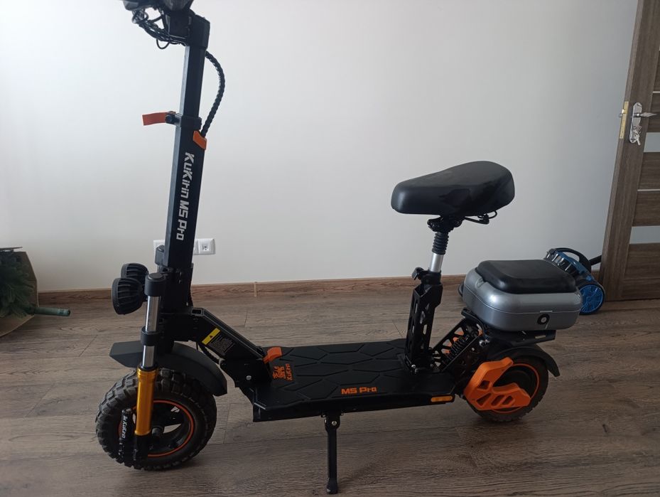 Електро самокат Kukirin M5 pro