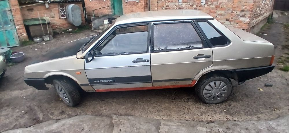 Продам ваз 21099