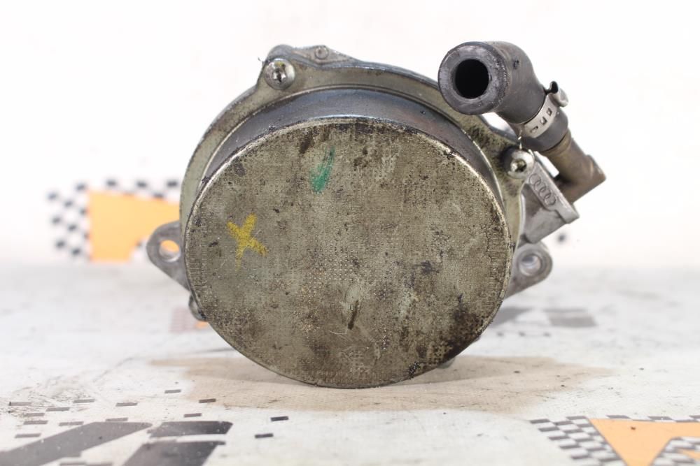 Depressor dos travões / bomba de vácuo AUDI A6 (4F2, C6)