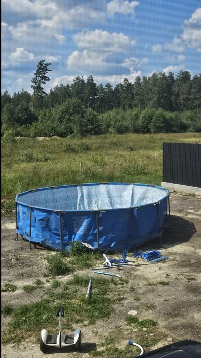 Продам великий басейн каркасний