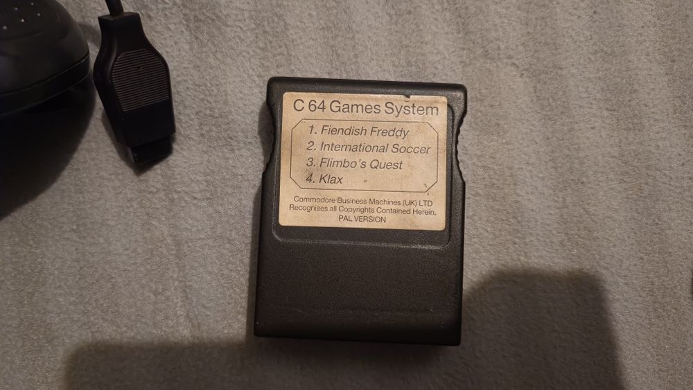 Sprzedam Commodore 64