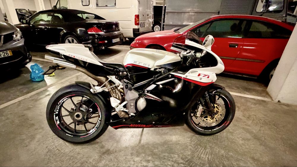 Mv agusta f4 1078.  312 RR