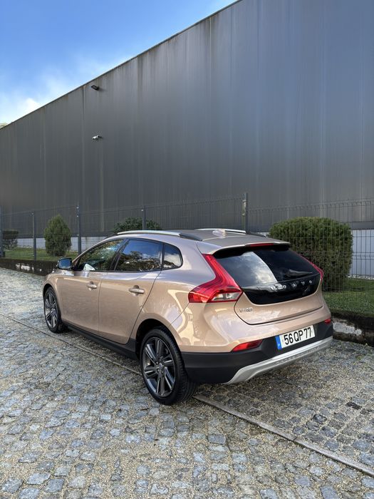 Volvo V40 Cross Country 1.6D 2013 - excelente estado e poucos kms!