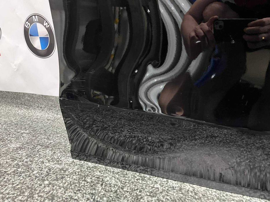 Двері передні праві Tesla Model,Y PBSB (MYP4)