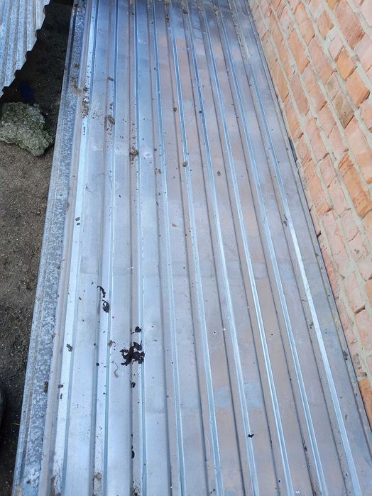 Продам бляху б/у