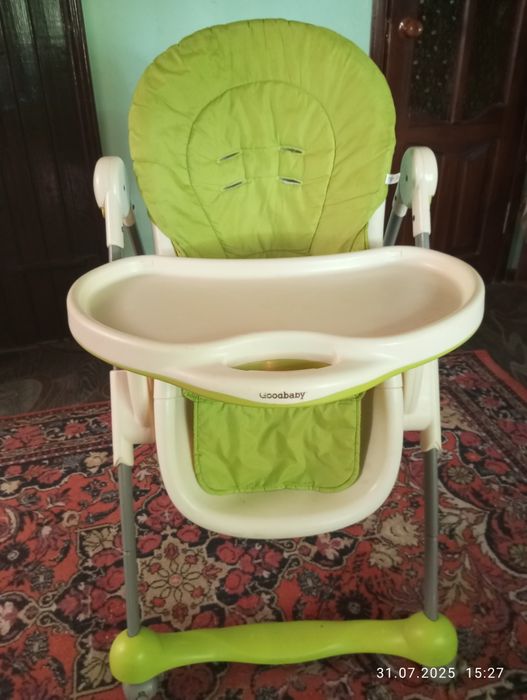 Продам стільчики для годування