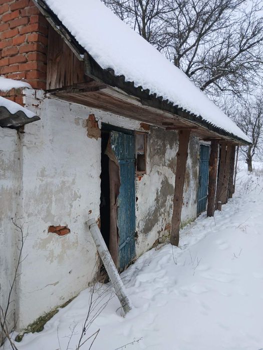 Продається будинок під відновлення після пожежі