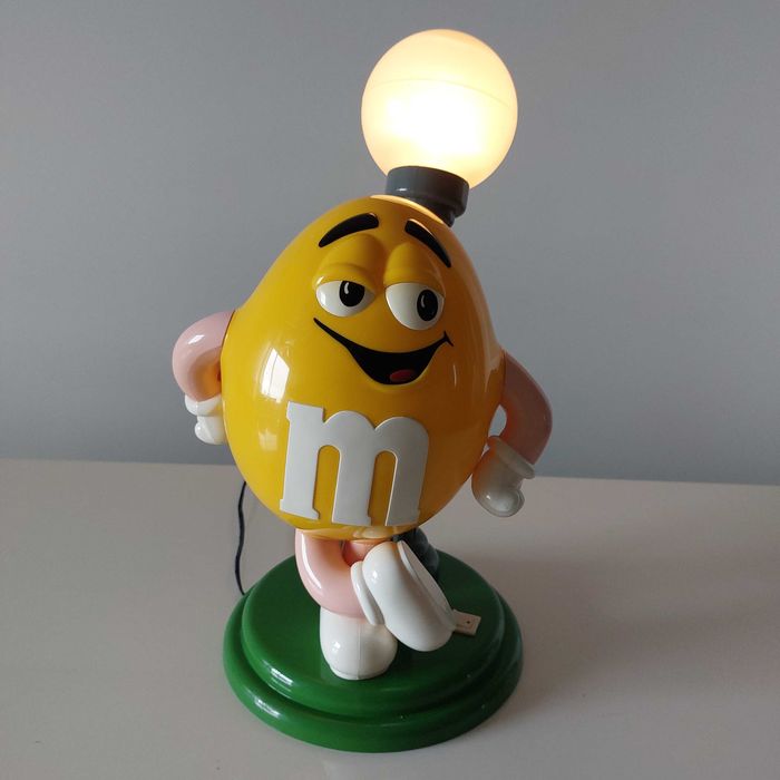 Vintage yellow M&M's table lamp
