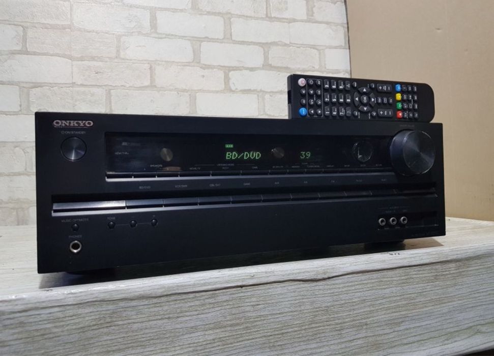 Onkyo усилитель, ресивер HT - R358