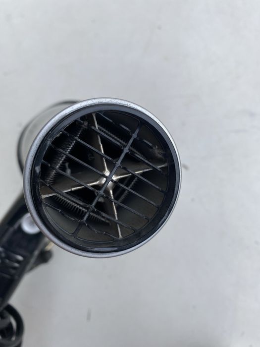 Фен для волосся з іонізацією grundigg silver crest 2300 ват