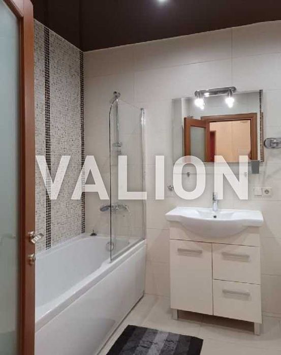 Продаж 2к.кв. вул.Шептицького 10, м. Лівобережна