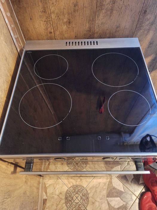 AMICA kuchenka z płytą