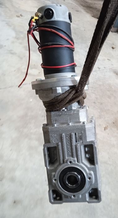 Redutora com motor a 12 V