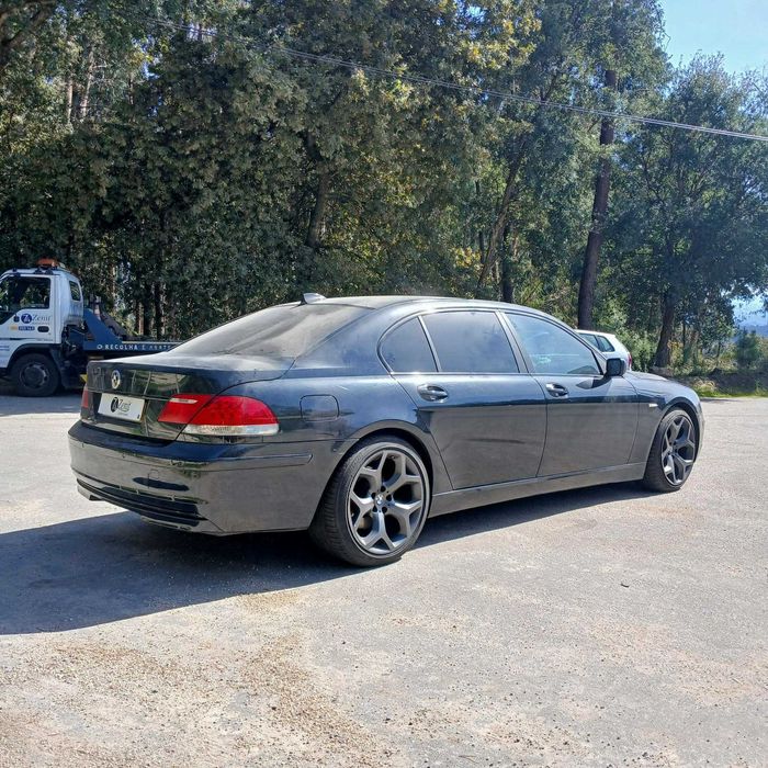 BMW E65 3.0D de 2009 - Peças Usadas