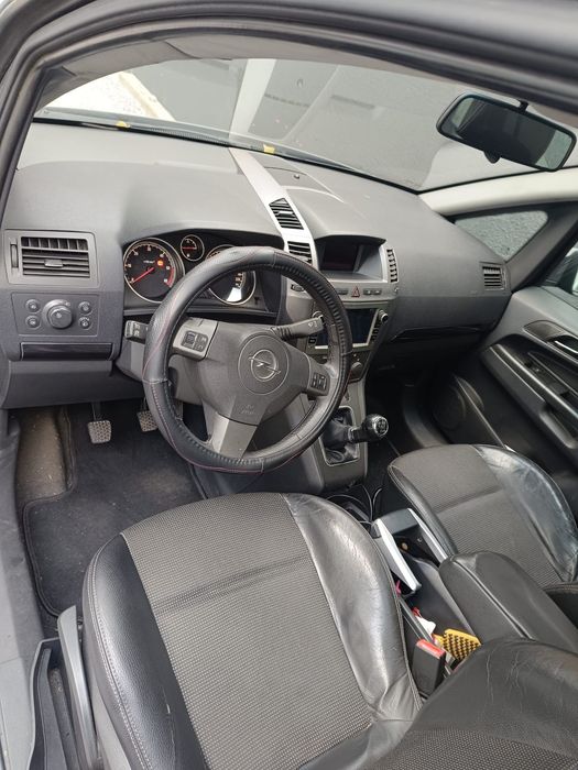 Zafira  top com teto panorâmico .Motivo de mudança