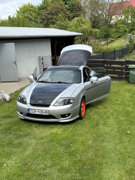 Hyundai coupe 2.0l