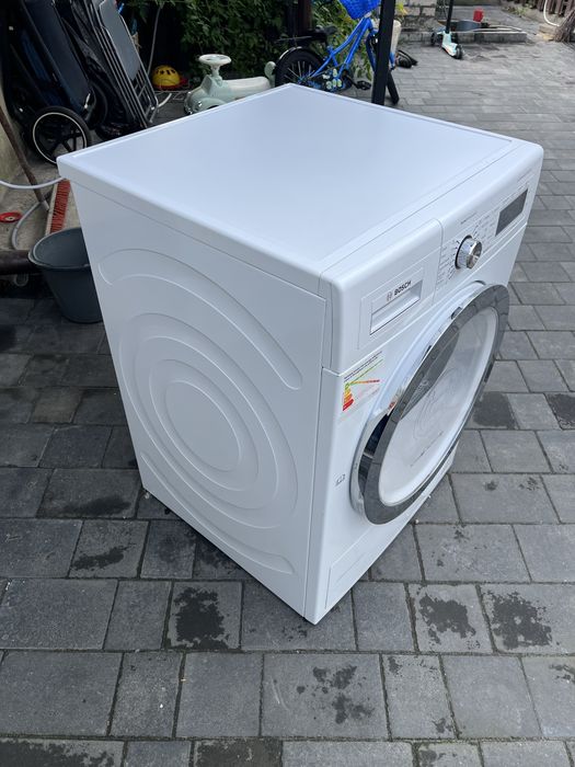 Сушильна машина Bosch WTY88780EU, Serie