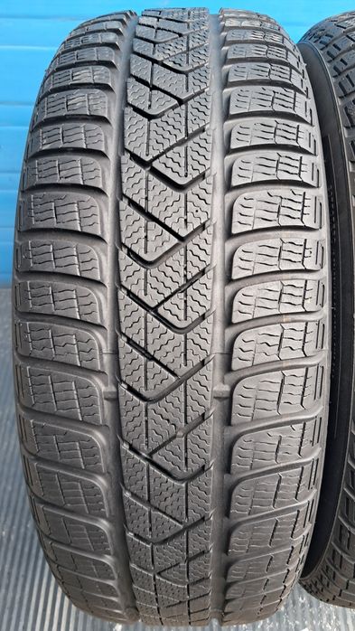 215/60R16 95H Pirelli Sottozero 3