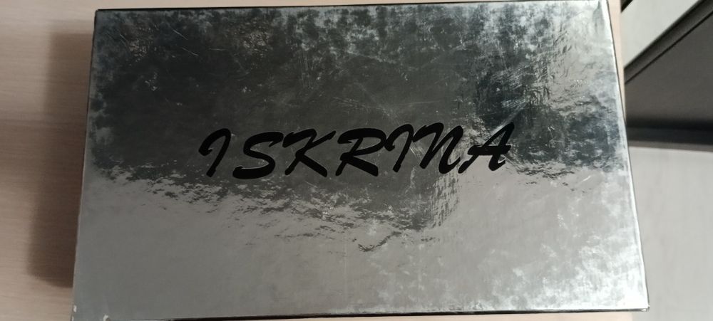 Туфлі жіночі, шкіряні, Iskrina 37 розмір