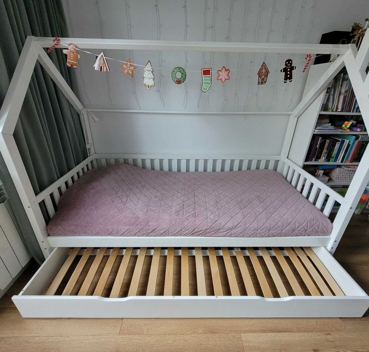 Podwójne łóżko domek marki Luletto