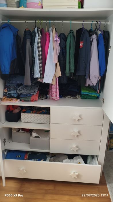 Roupeiro Trama como  novo!!