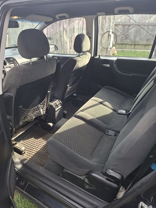Sprzedam samochod Opel Zafira