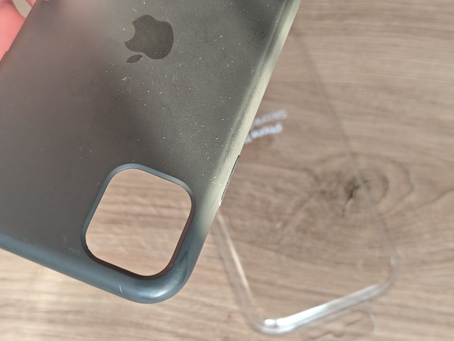 Silikonowe etui Apple iPhone 11 Silicone Case - czarne